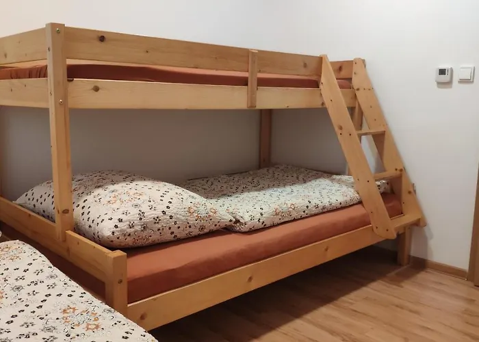 U Grosika * Oscadnica